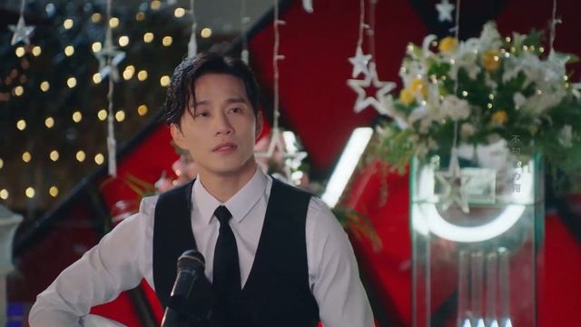 霸总冒雨准备惊喜，终于向灰姑娘表达爱意，甜蜜拥抱情定一生！【外星女生柴小七2 My Girlfriend is an Alien S2】 смотреть онлайн