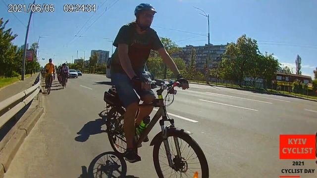 ВелоДень 2021 Киев #1 ☀️ Колонна Днепровского района Киева смотреть онлайн