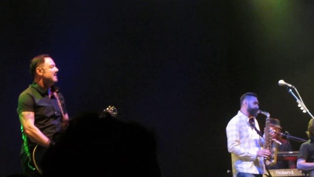 Максим Леонидов и Hippoband 20лет Домой (01.07.2016 Yotaspace) смотреть онлайн