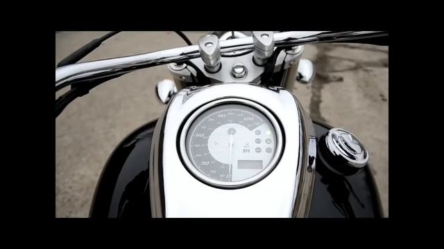 Yamaha XVS 950 Midnight Star - мотоцикл в самом конце сезона. смотреть онлайн