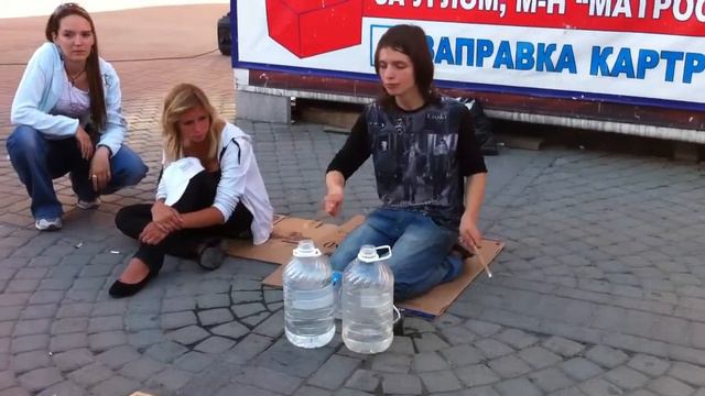 Барабанщик и рэпер на вайнера смотреть онлайн