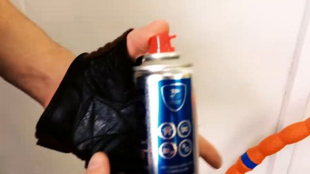 А ты взял Silicot Spray в качалку? смотреть онлайн