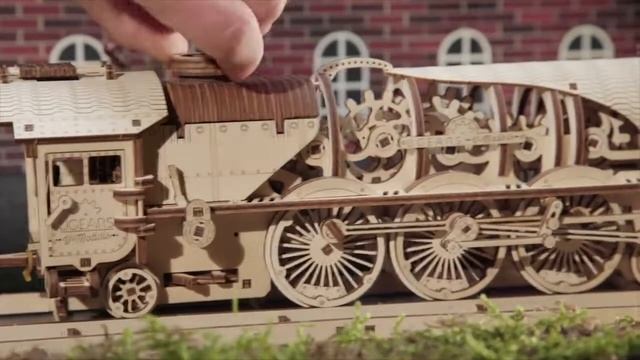 Ugears V Express Steam Train with Tender Exclusively on Kickstarter смотреть онлайн