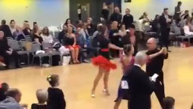 Noelia dancing Samba at Manchester Nov 2016 смотреть онлайн