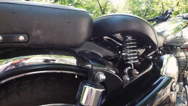 РОЯЛ ЭНФИЛД. Английский индус Royal Enfield Classic 500 - обновленная живая легенда.