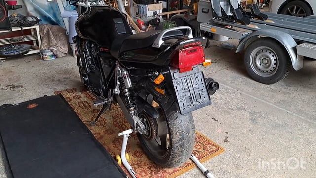 Honda CB 1000 Big One,Super Four Sitzbank Entfernen