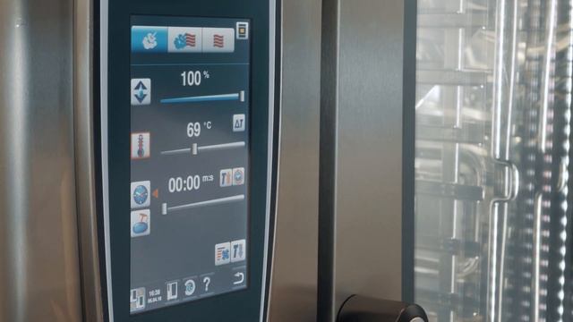 Ecco come funziona: cottura sottovuoto con il SelfCookingCenter | RATIONAL смотреть онлайн