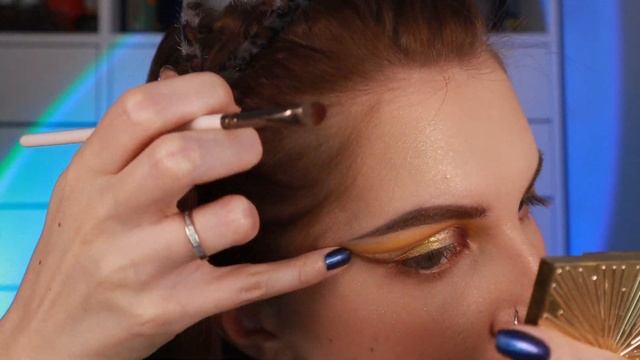 ШИКАРНАЯ СМОКИ ПАЛЕТКА MOON RISING INFLUENCE BEAUTY / Всё ли в ней идеально?/3 макияжа + 5 продукто смотреть онлайн