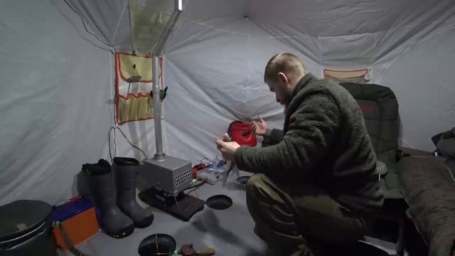 Как Поймать Леща в Бесклёвье! Рыбалка с ночёвкой! Февравль 2020г! смотреть онлайн