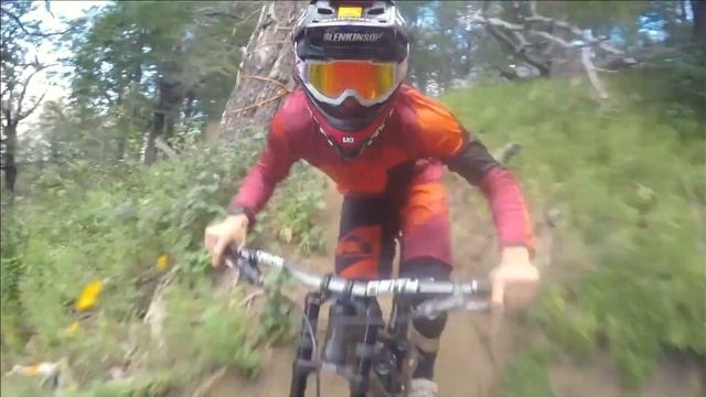 SUPER MIX | Downhill & Freeride Mountain Biking (MTB) 2022 4K #38 смотреть онлайн