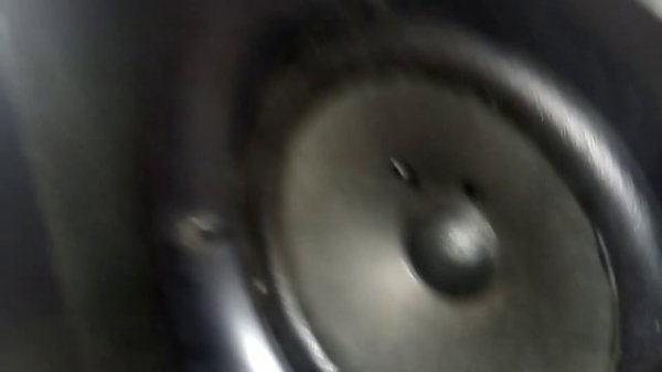 басс тест музыкального центра LG.