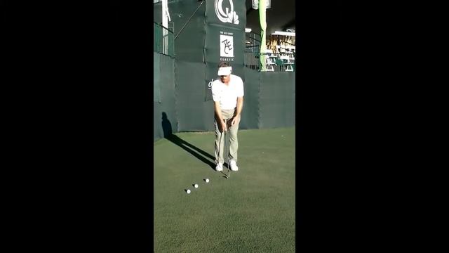 Hopkinton Country Club - Bernhard Langer Chipping Tips 2014 смотреть онлайн