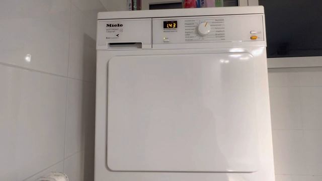 Miele Softtronic T8164WP EcoComfort - Start Of Drying смотреть онлайн