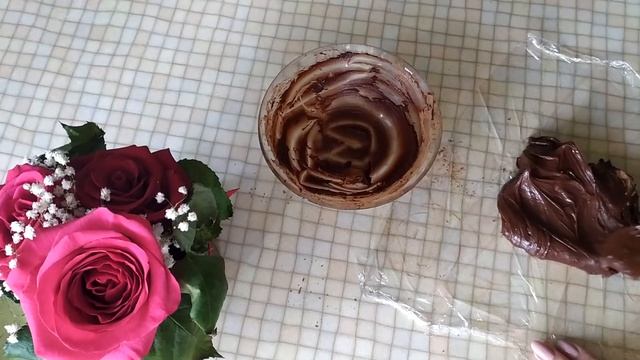 шоколадные трюфели из сгущенки и какао/chocolate truffles made from cocoa and condensed milk смотреть онлайн