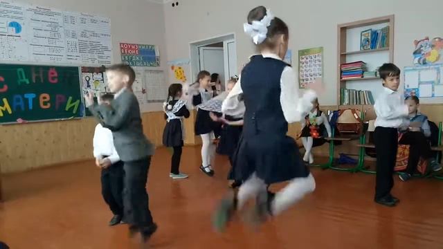С ДНЕМ МАТЕРИ！(5) смотреть онлайн