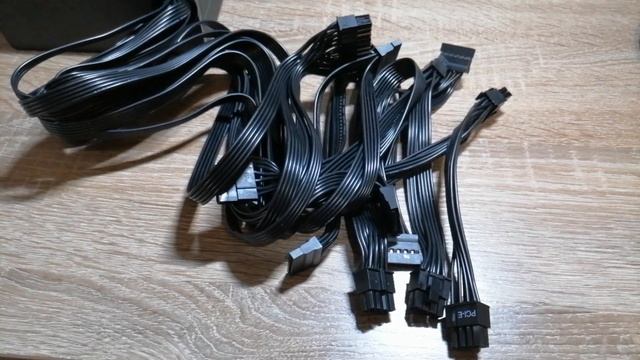 Блок питания Deepcool PF 650 смотреть онлайн