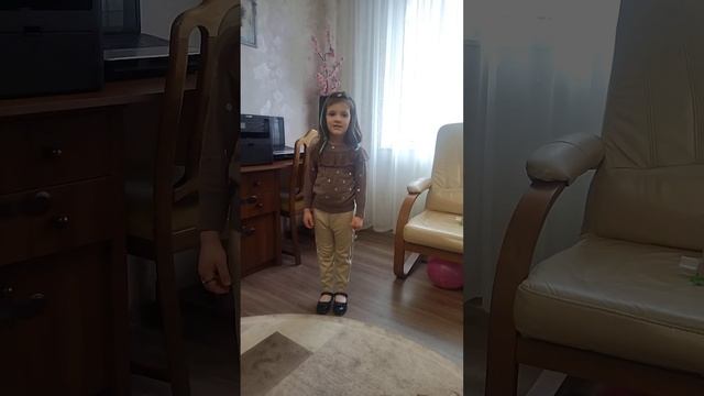 Костюмчики для девочки легко и просто. Шью без выкройки сразу на ткани. смотреть онлайн