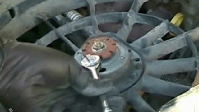 Saturn Radiator Fan Motor Replacement смотреть онлайн
