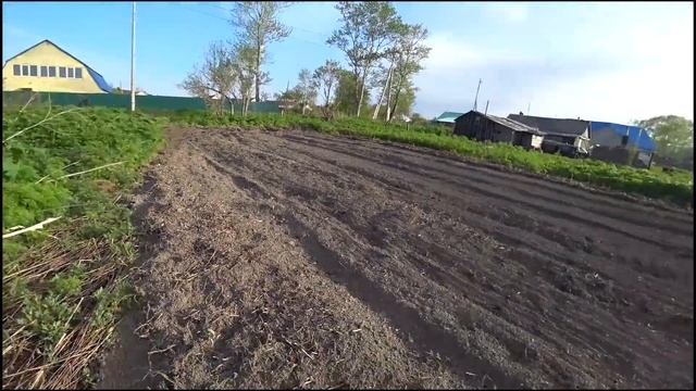 Пашем огород Бревна на забор Вода для полива смотреть онлайн