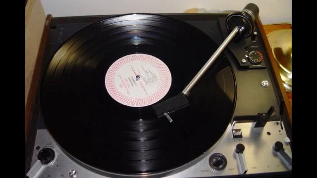 Yesterday - Cilla Black смотреть онлайн