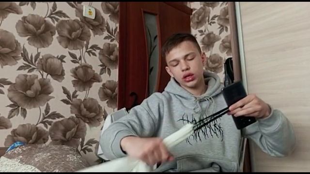 ПОЛЬ ОБЗОР (adidas forum lov x bad bunny) смотреть онлайн