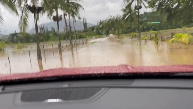 GEELY AZKARRA OFF-Road смотреть онлайн