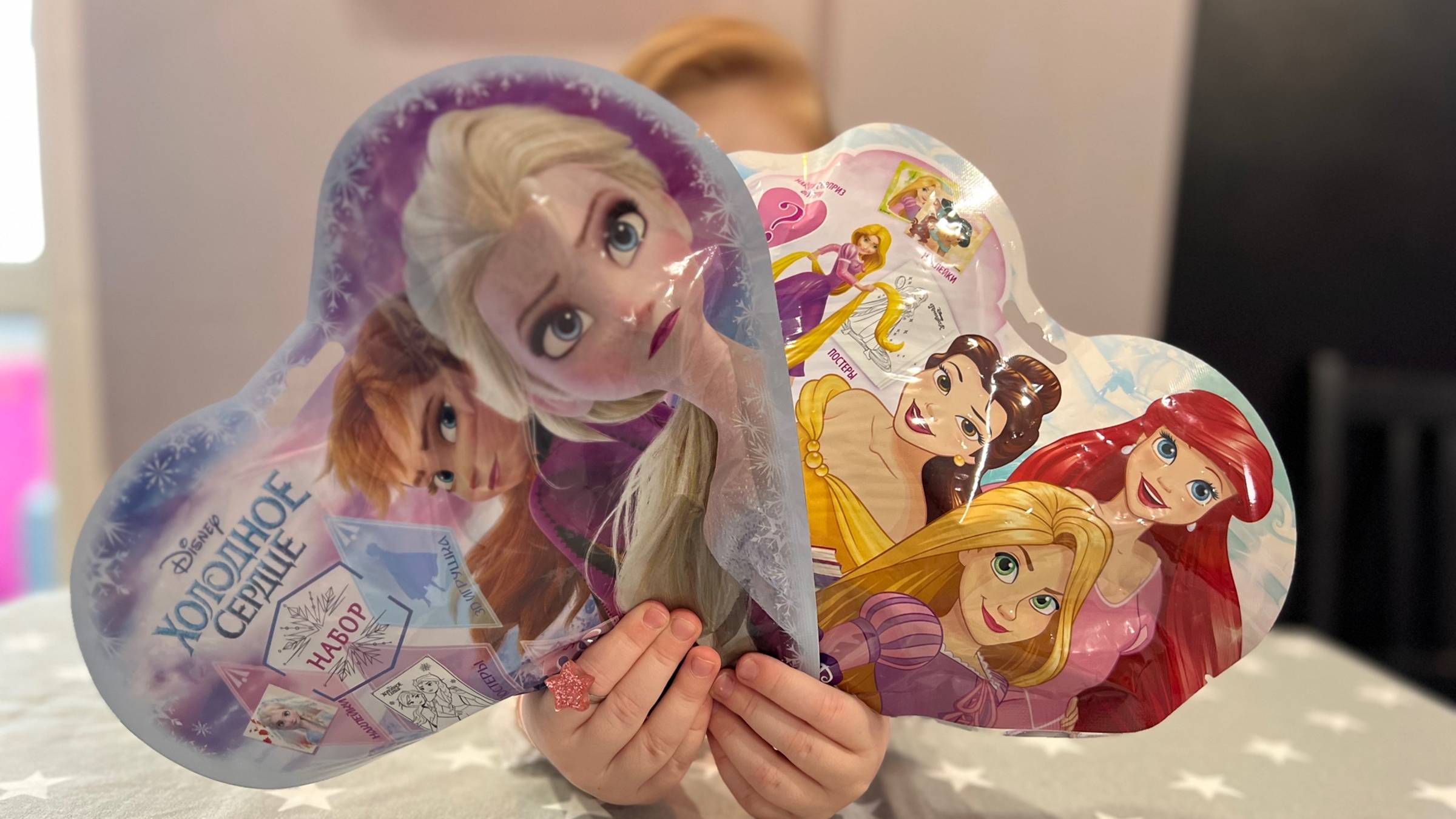 Распаковка Сердец с сюрпризом от Disney смотреть онлайн