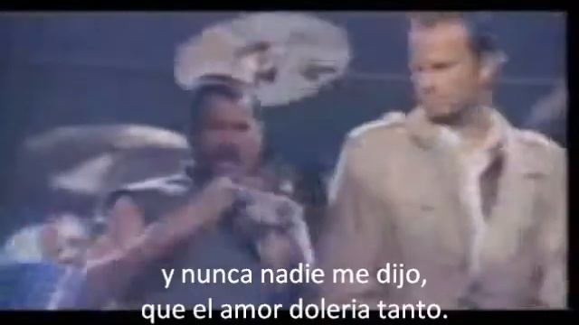 Queen- One year of love- español смотреть онлайн