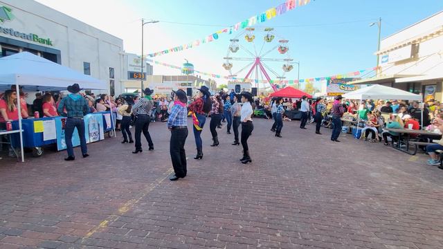La Boda del Huitlacoche - Presentado Por HACO, Schuyler Cinco de Mayo Celebracion 2023 смотреть онлайн