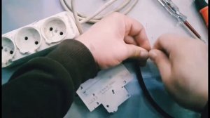 КАК подключить однофазный АВТОМАТ ..SIMENS..
