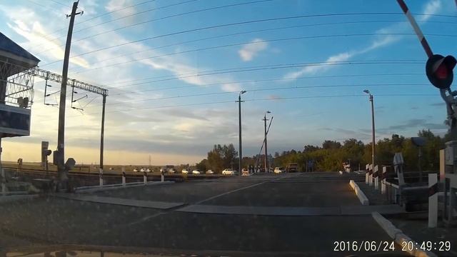 супербабуля запуск москвича с толкача смотреть онлайн