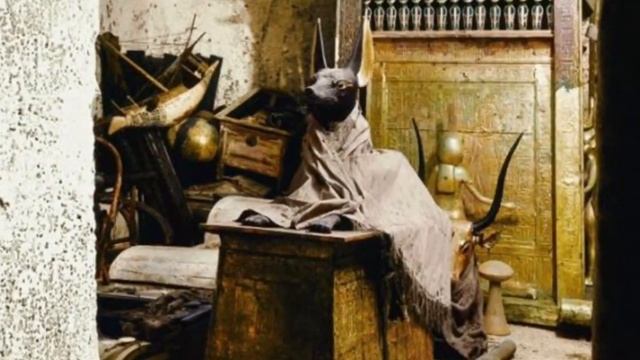 King Tut & Egypt's Tomb Raiders смотреть онлайн