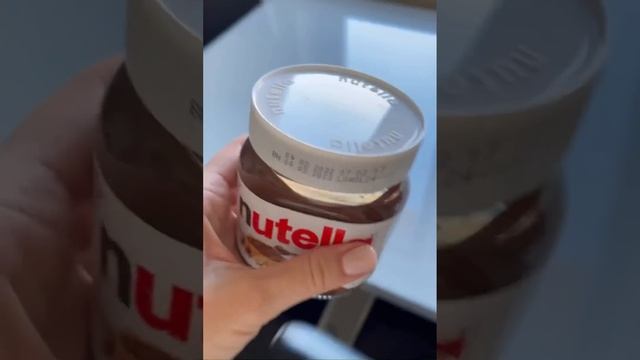 Что внутри Нутеллы? Неужели заветная ложка?!? Проверяем! смотреть онлайн