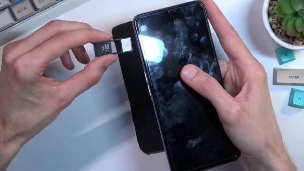 How to Insert a SIM Card Into REALME C31 // SIM Card Tray