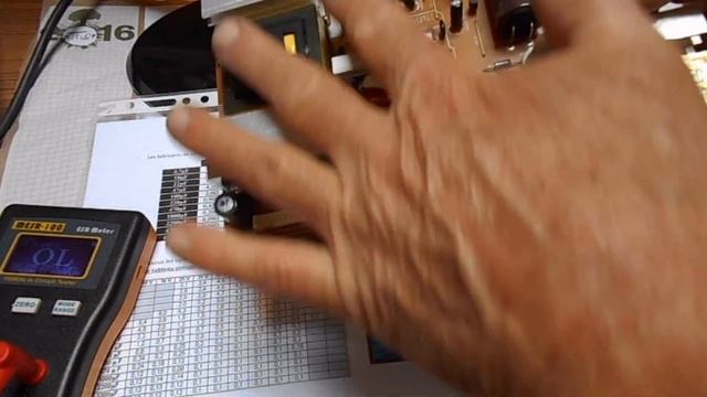 Réparation d'un téléviseur SAMSUNG qui ne s'allume plus. смотреть онлайн