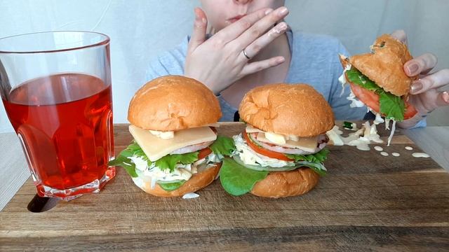 МУКБАНГ Бургеры сендвичи бутерброды АСМР | MUKBANG Burgers sandwiches смотреть онлайн