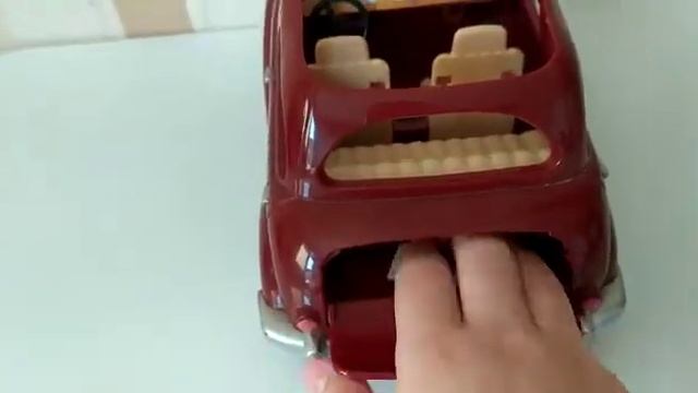 обзор красного автомобиля из Sylvanian Families смотреть онлайн