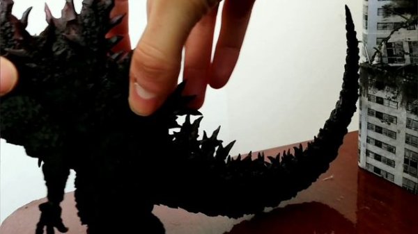 Review Godzilla 2000 Milenium Sh Monsterarts Bandai