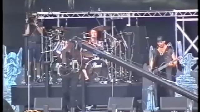 Demons & Wizards - 2000-06-10 - Gods Of Metal 2000 (FULL VIDEO CONCERT)