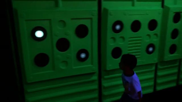 Playing the button game смотреть онлайн