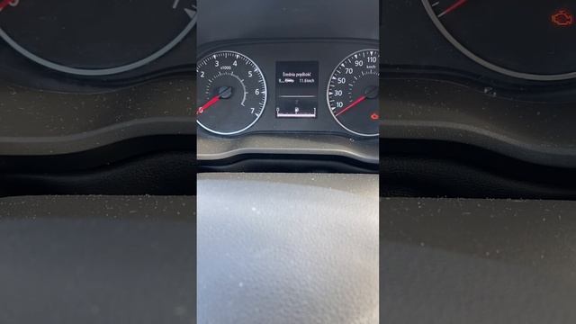 Как убрать ошибку давления шин , рено Дастер Dacia duster смотреть онлайн