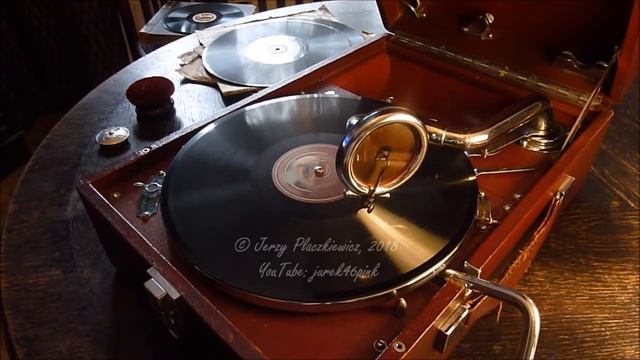 Czech tango "Cikanka" in Danish and in German ! смотреть онлайн