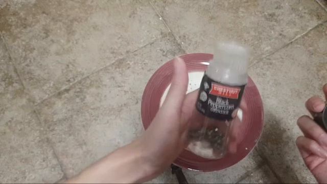 Opened A Pepper Grinder (Chestnut Hill).... смотреть онлайн