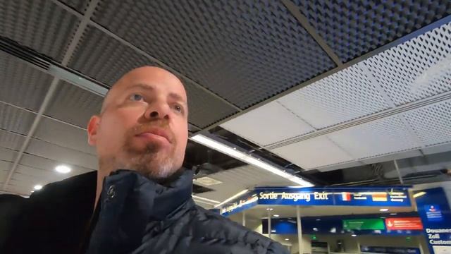 Приезд в Базель, путешествие по рождественским ярмаркам, день первый смотреть онлайн