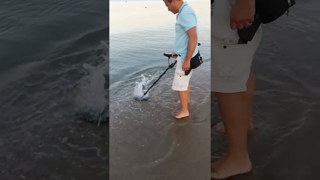 АКА Интроник работа на солёном пляже. AKA Intronik at salt beach. смотреть онлайн