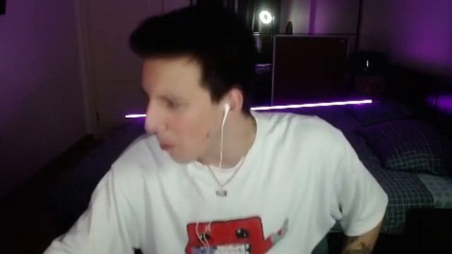 ФРИСТАЙЛ ОТ МАЗЕЛОВА | Фристайл про чат | Mazellovvv смотреть онлайн