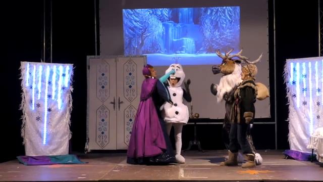 Show cosplay : Reine des Neiges смотреть онлайн
