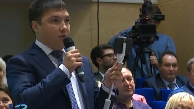 Губернатор и глава обсудили вопросы развития Губкинского 12+ смотреть онлайн