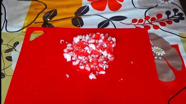 Крабовый салат с кукурузой. Рецепт салата с крабовыми палочками и кукурузой. смотреть онлайн