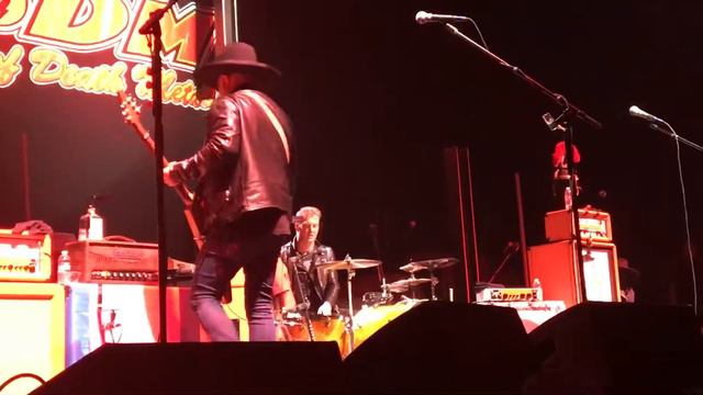 Eagles of Death Metal with Josh Homme on drums - Speaking in Tongues смотреть онлайн